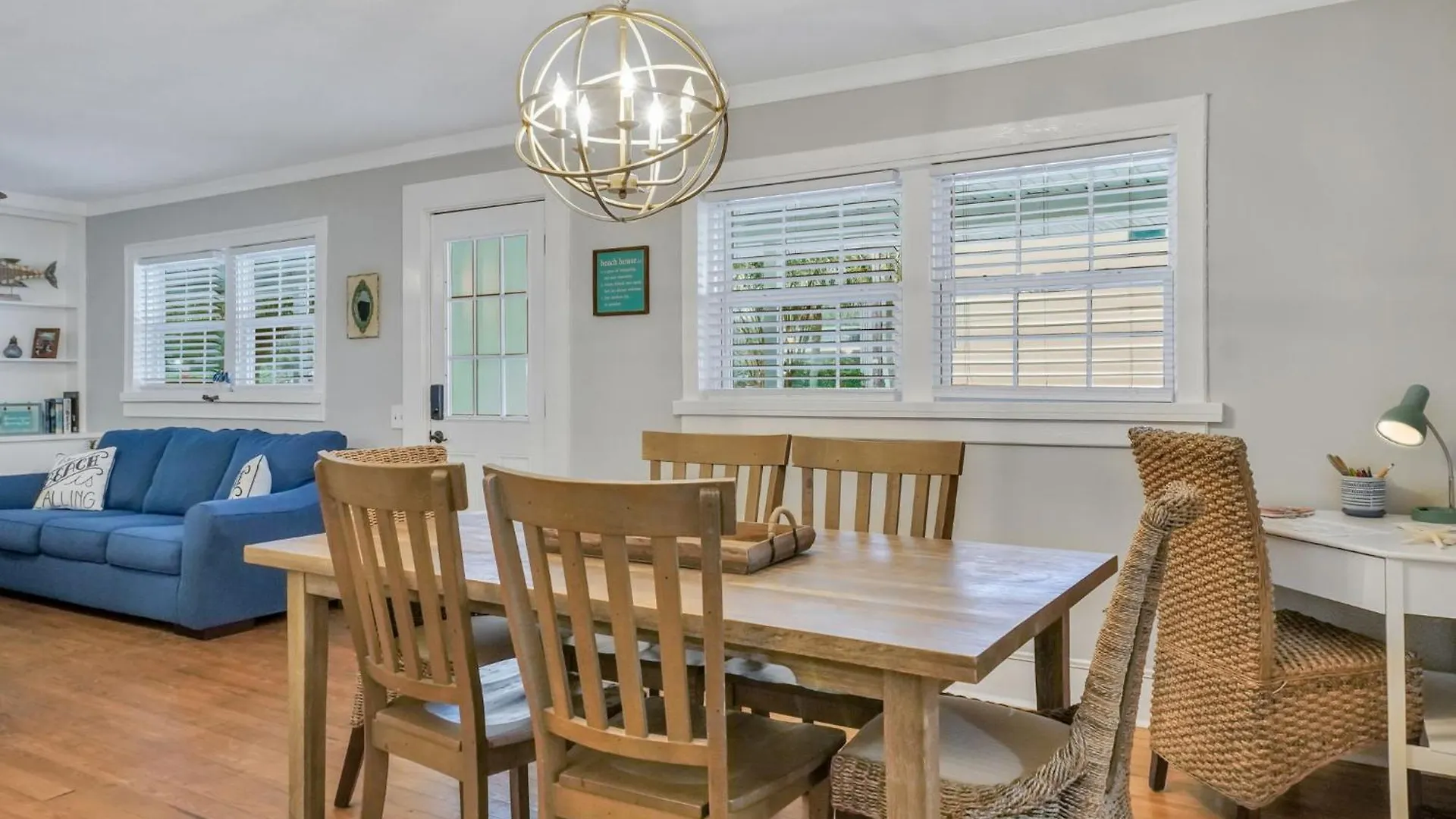 Sunrise Bliss 3 Bedroom St Simons Island 3 Minutes To Pier Holiday home *