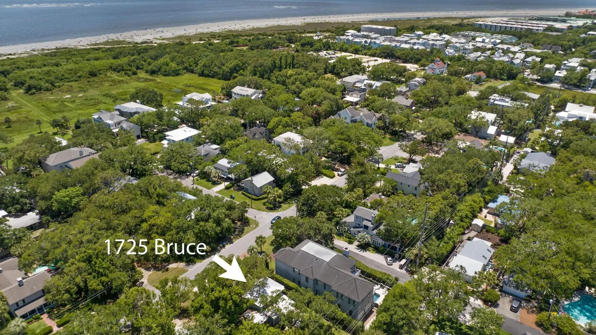 The Porchside - 1725 Bruce Drive Holiday home *