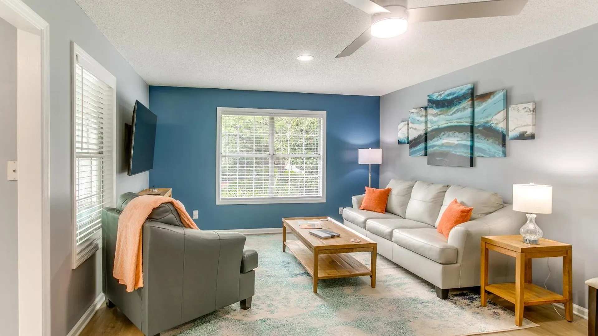 Upscale St Simons Sunroom And Steps To Pool! *