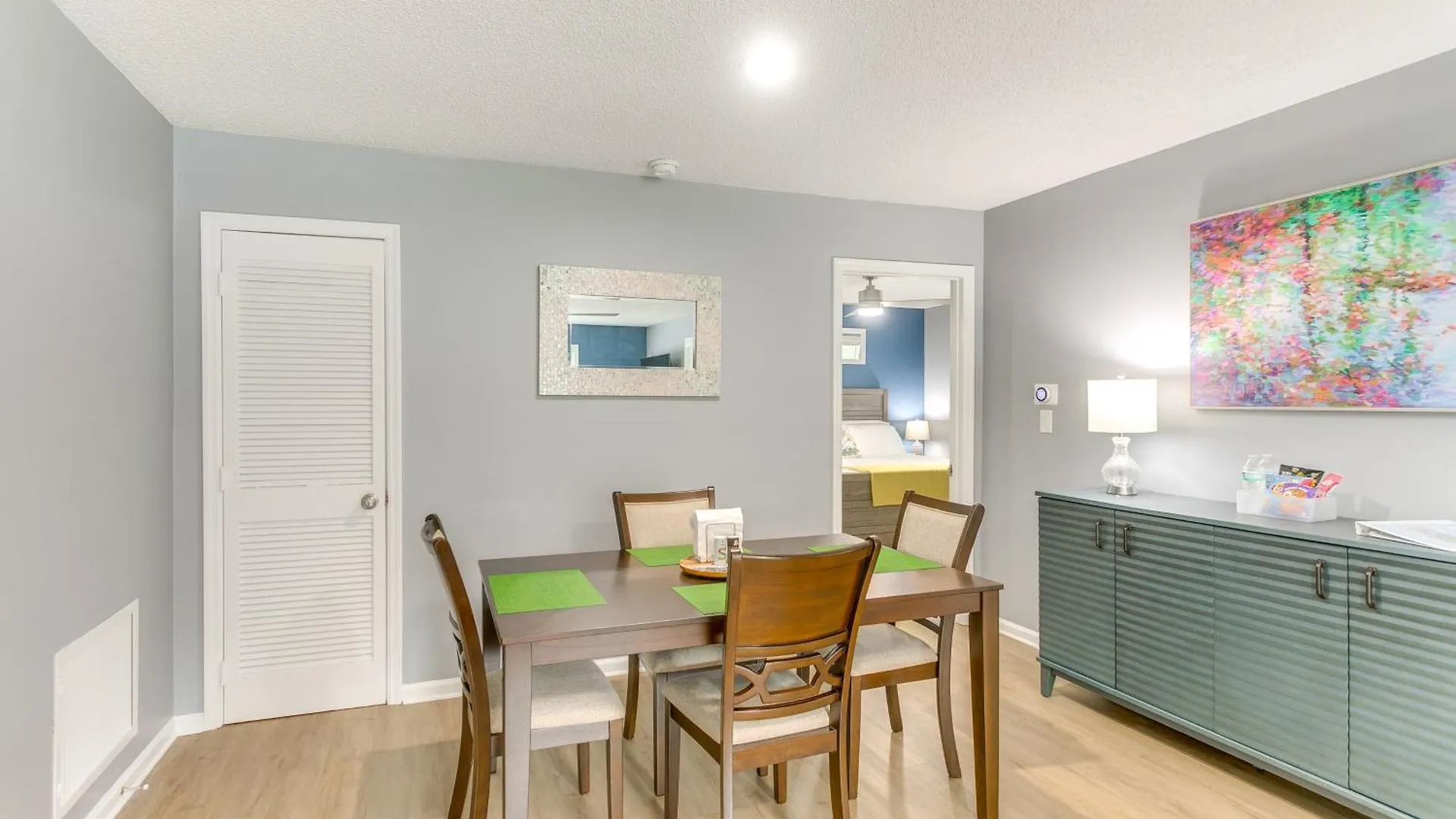 Apartment Upscale St Simons Sunroom And Steps To Pool!