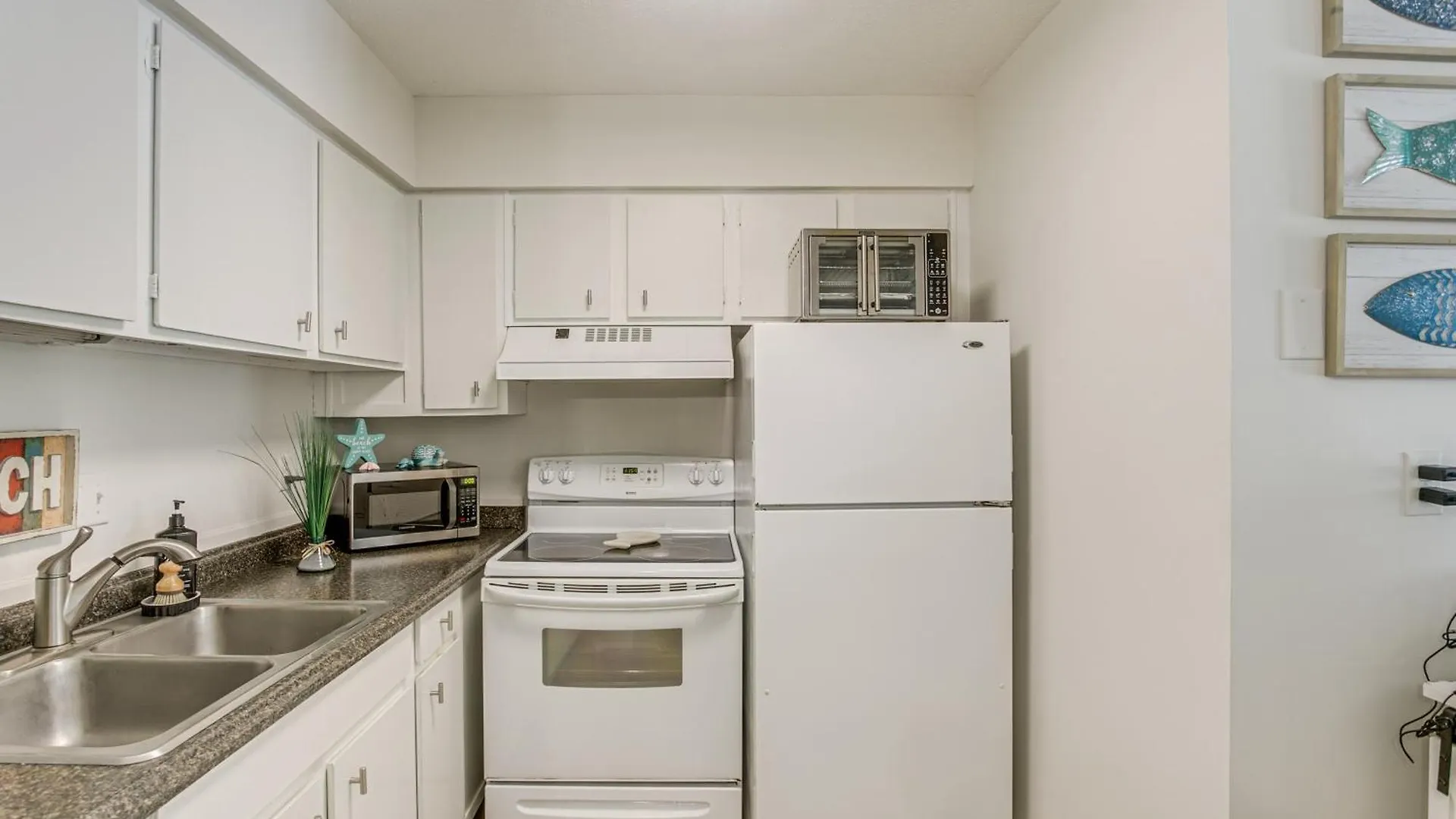 Apartment With Amazing Amenities 1 Mi To Beach! St. Simons Island