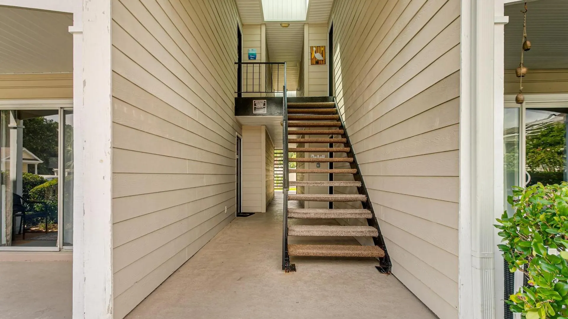 With Amazing Amenities 1 Mi To Beach! * St. Simons Island
