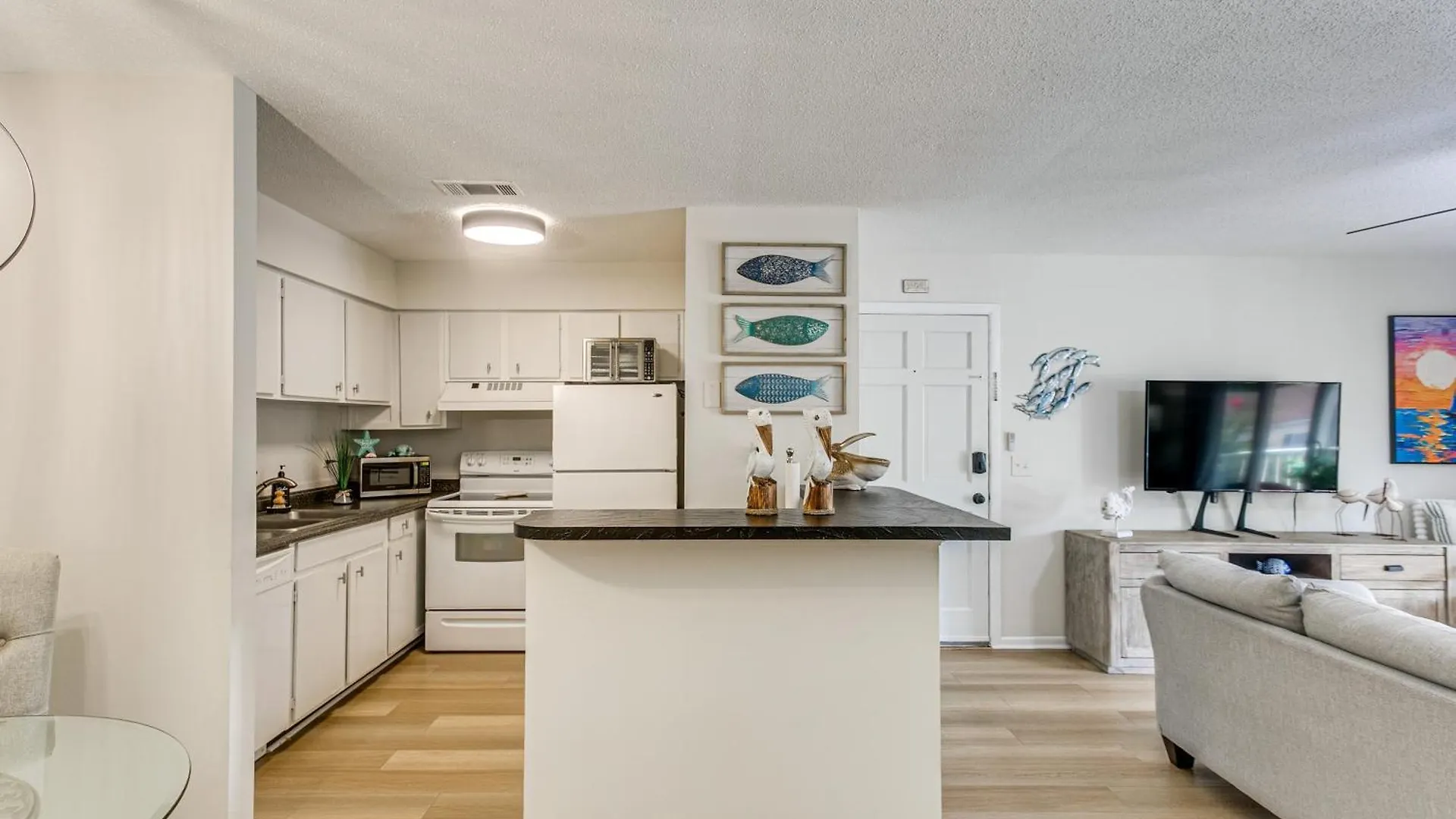 With Amazing Amenities 1 Mi To Beach! St. Simons Island