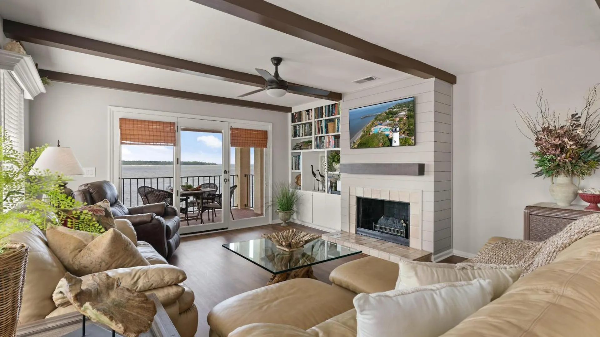 Pier Pointe #305 - 100 Floyd Street, Unit 305 * St. Simons Island