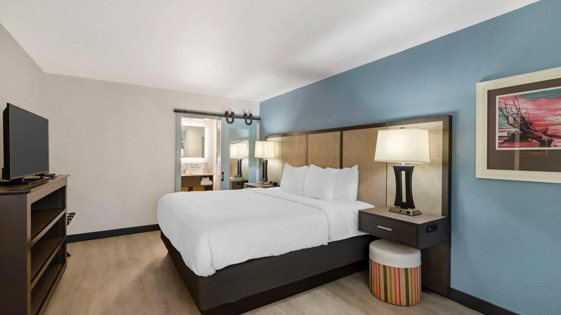 Western St. Simons 3*