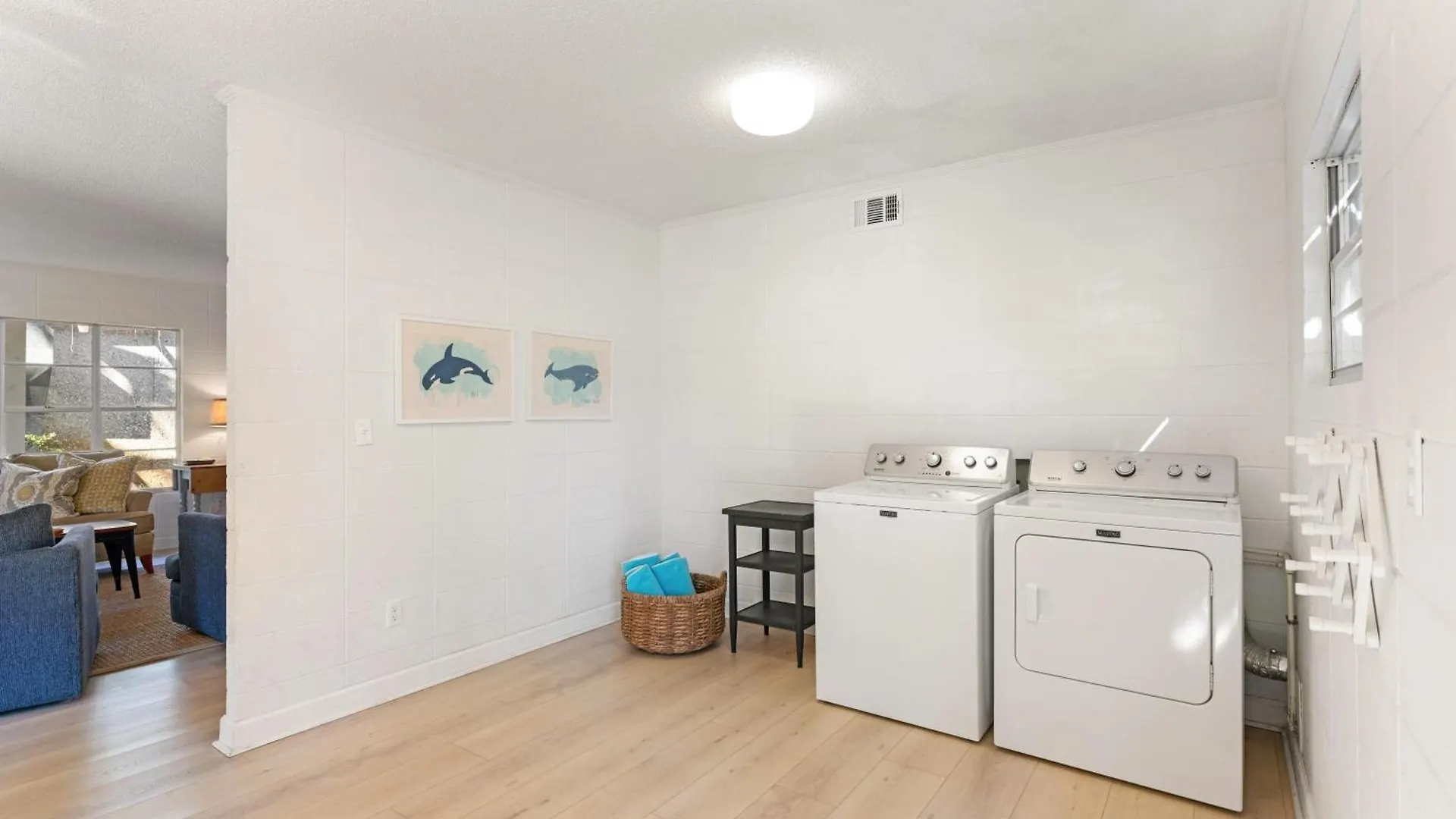 Moon - 4222 Twelfth St