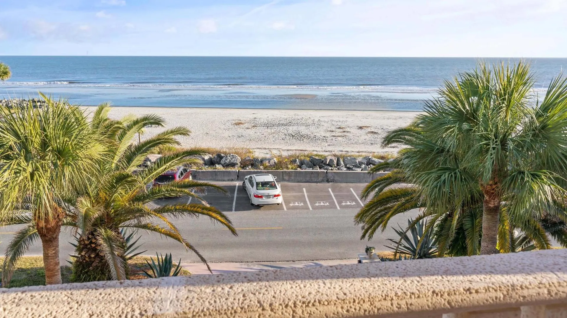 Beachside Retreat - 907 Beachview Drive *