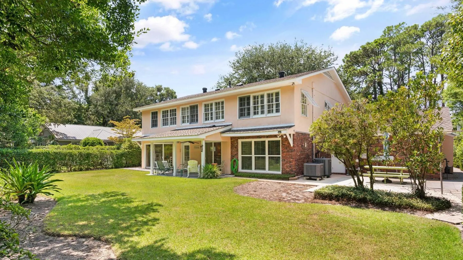 Sea Y'all Soon - 2024 Bruce Drive *