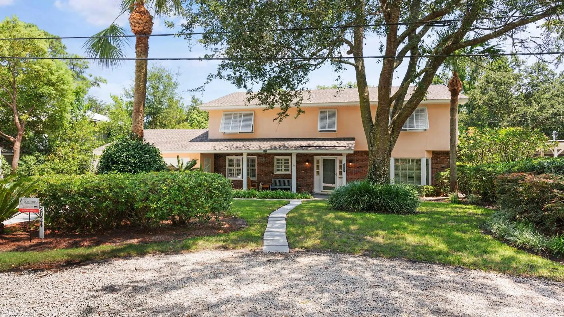 Sea Y'all Soon - 2024 Bruce Drive * St. Simons Island