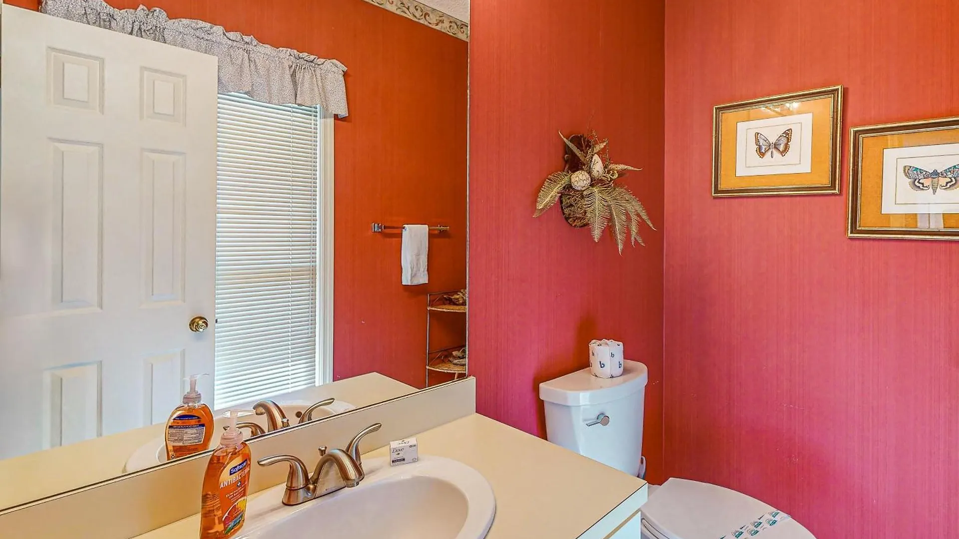 Mews Nest Holiday home St. Simons Island