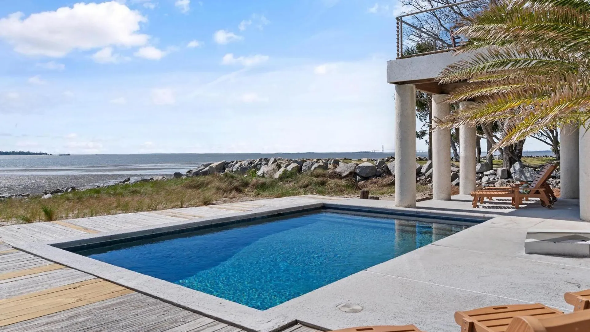 The Iconic Round House - 91 Gould St * St. Simons Island
