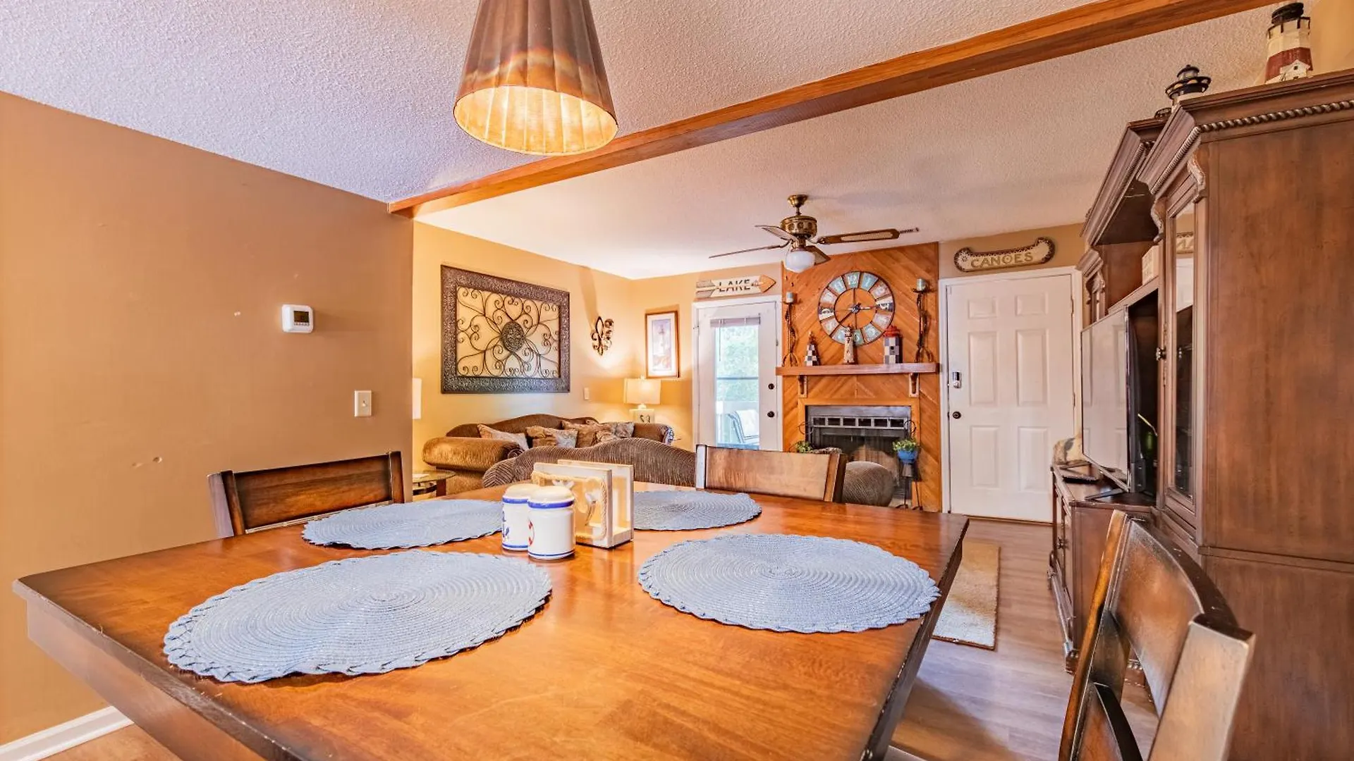 Apartment Sydneys Lighthouse St. Simons Island