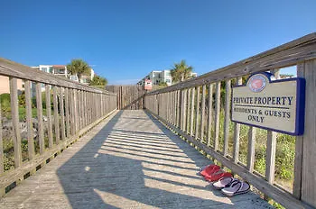 Hodnett Cooper's Club فندق Demere Park