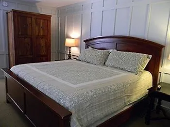 Hotel Saint Simons By The Lighthouse 3*