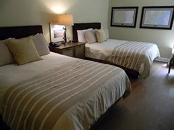 Hotel Saint Simons By The Lighthouse 3*