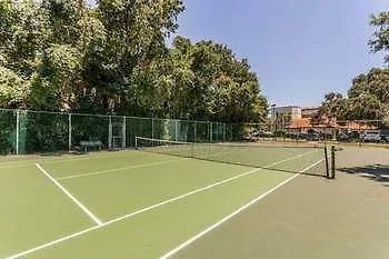فندق Hodnett Cooper's Club Demere Park