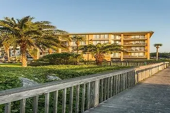 Hodnett Coopers North Breakers Hotel