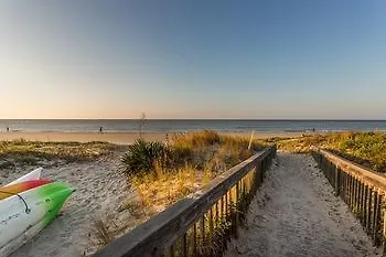 Hodnett Coopers North Breakers 3*