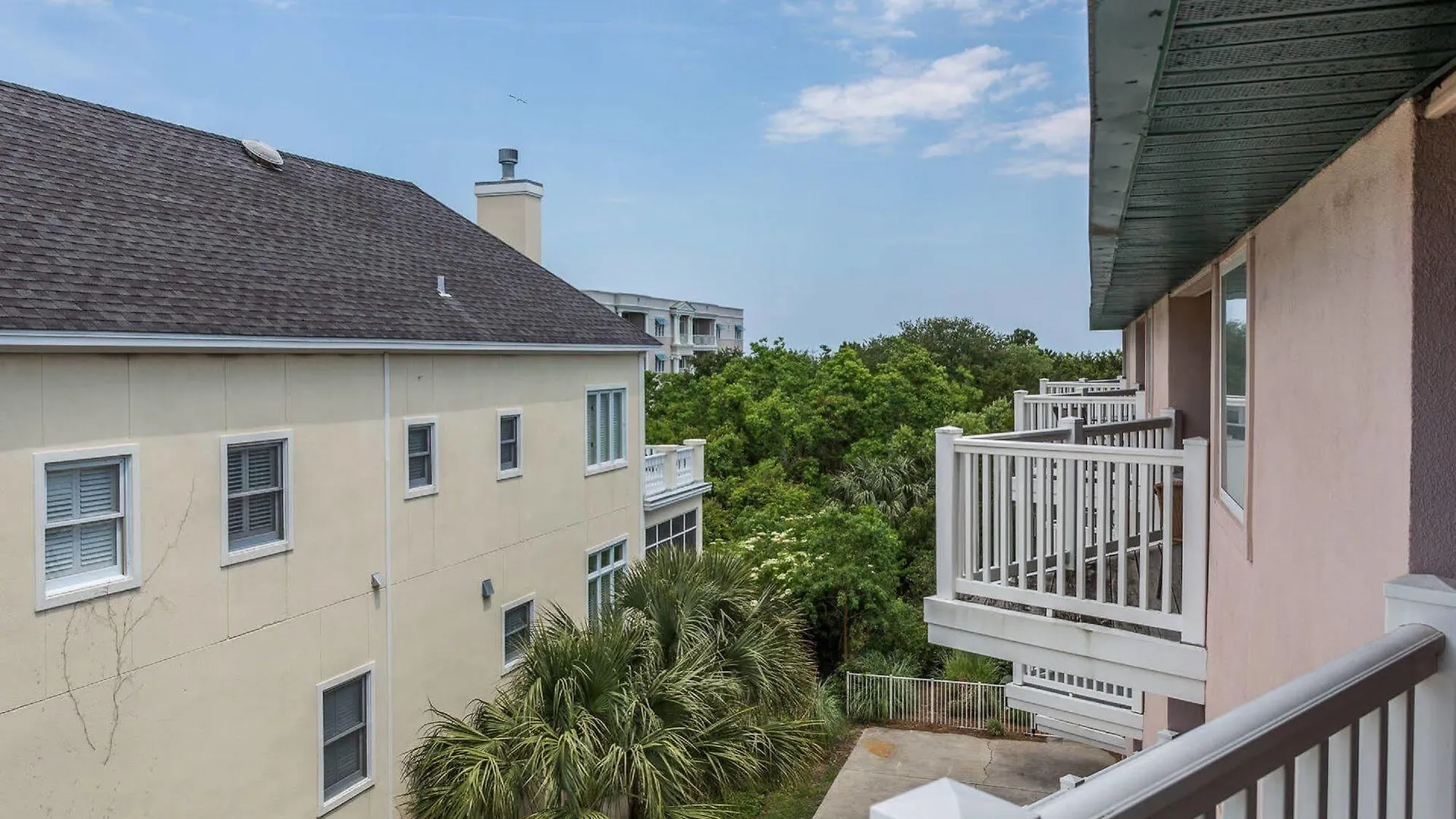 Hodnett Coopers Shipwatch 2* St. Simons Island