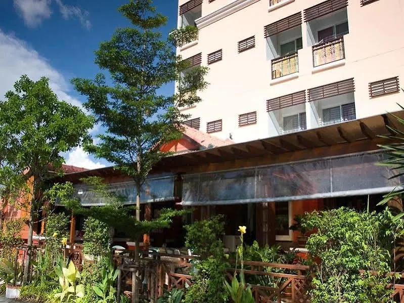 The By Sea Island 4*