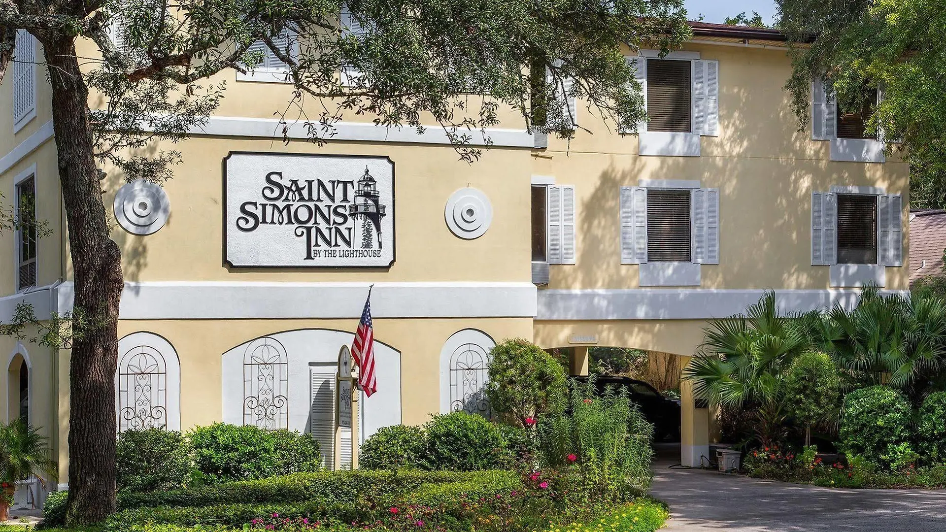 Saint Simons By The Lighthouse Hotel 3*