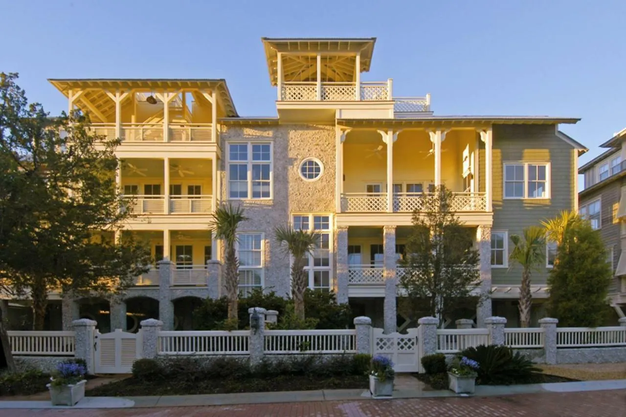Camellia Holiday home St. Simons Island