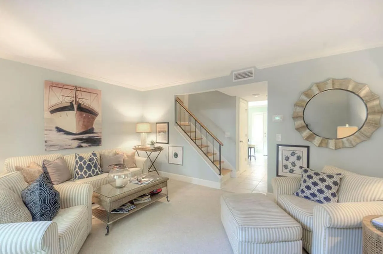 1500 Demere Road #d5 By Hodnett Cooper *