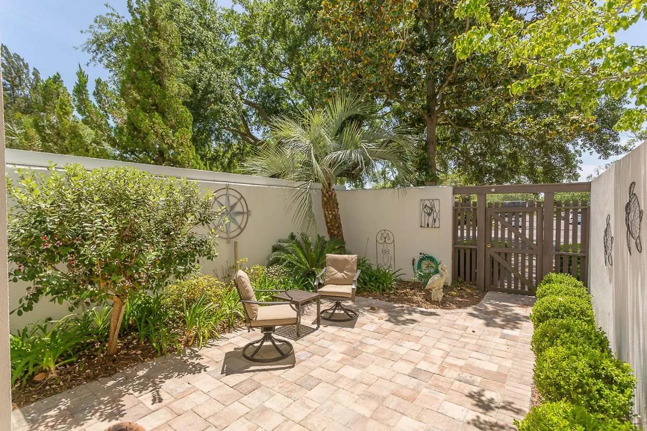 543 Beachview Drive By Hodnett Cooper Apartment *