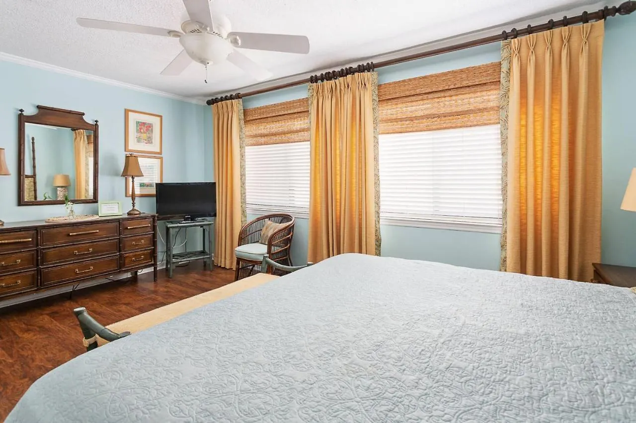 543 Beachview Drive By Hodnett Cooper Apartment *