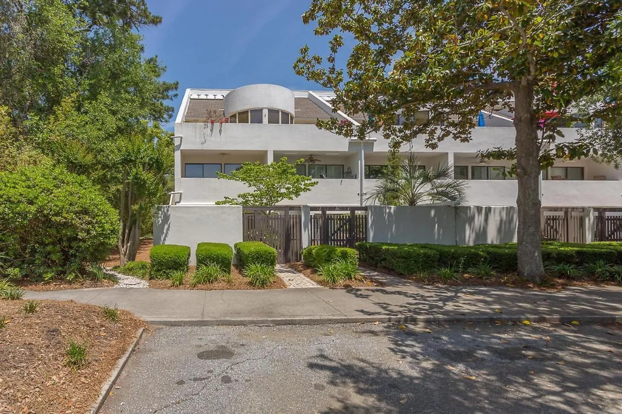 543 Beachview Drive By Hodnett Cooper Apartment *