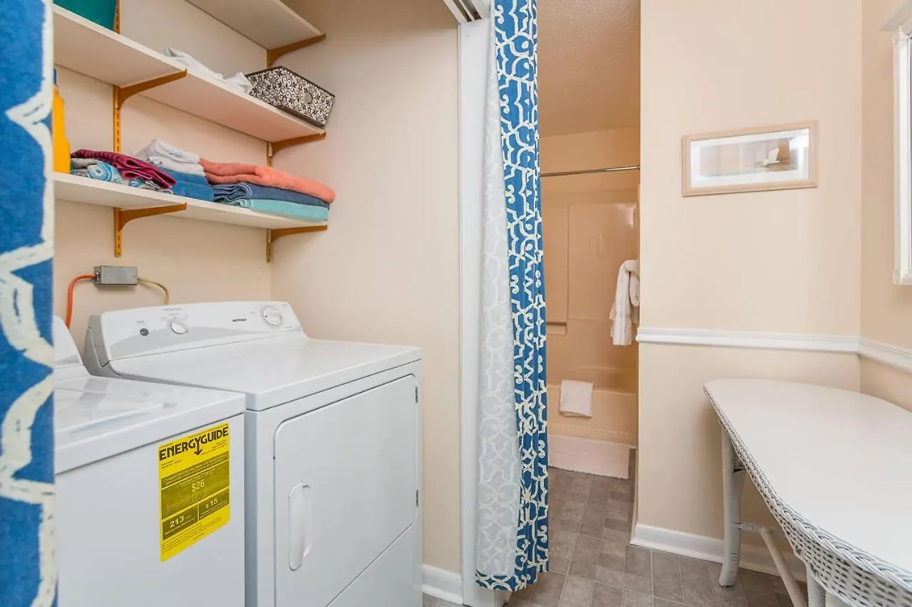 1055 College By Hodnett Cooper Holiday home *