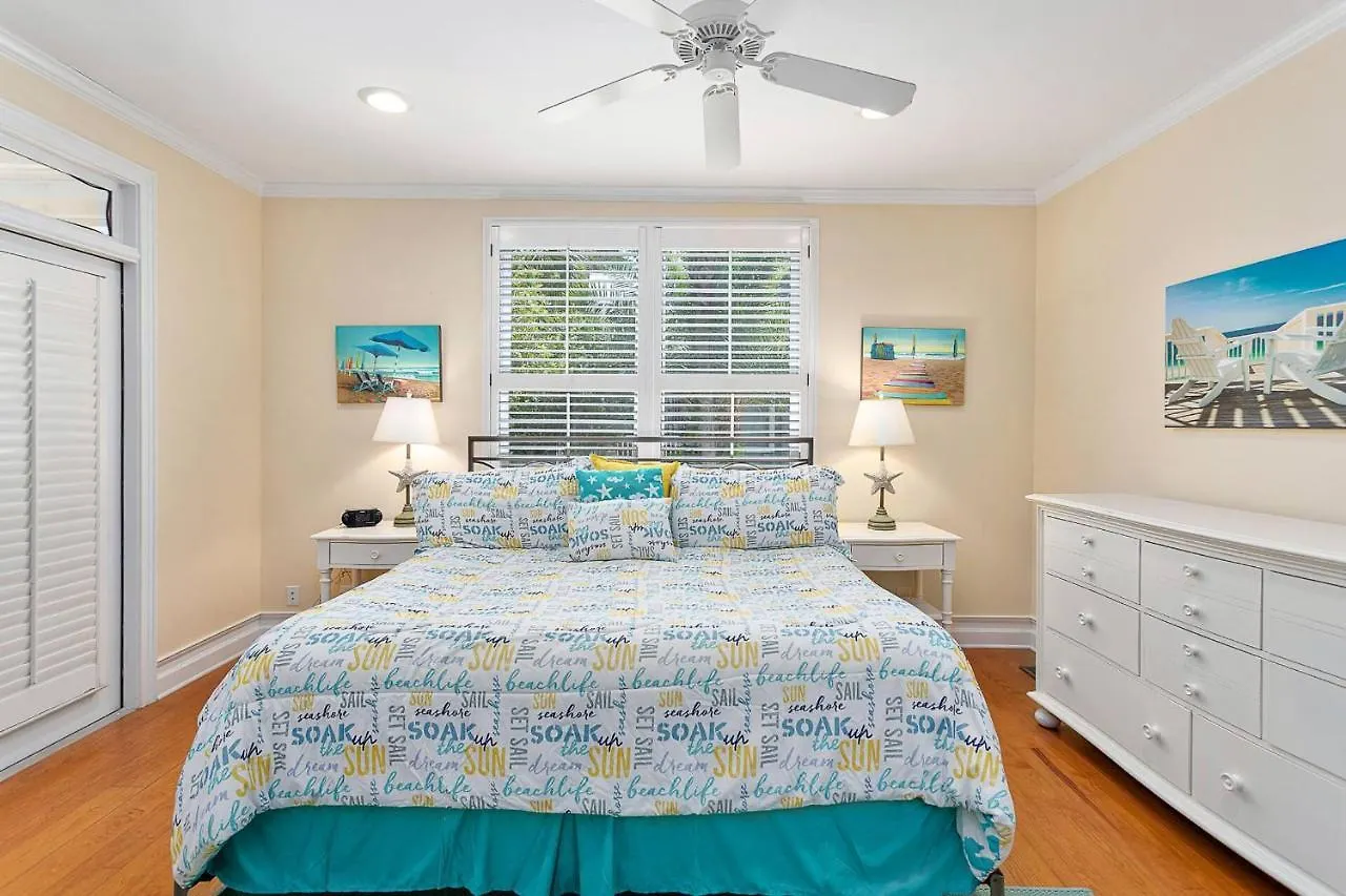 Holiday home 12 Live Oak Place By Hodnett Cooper