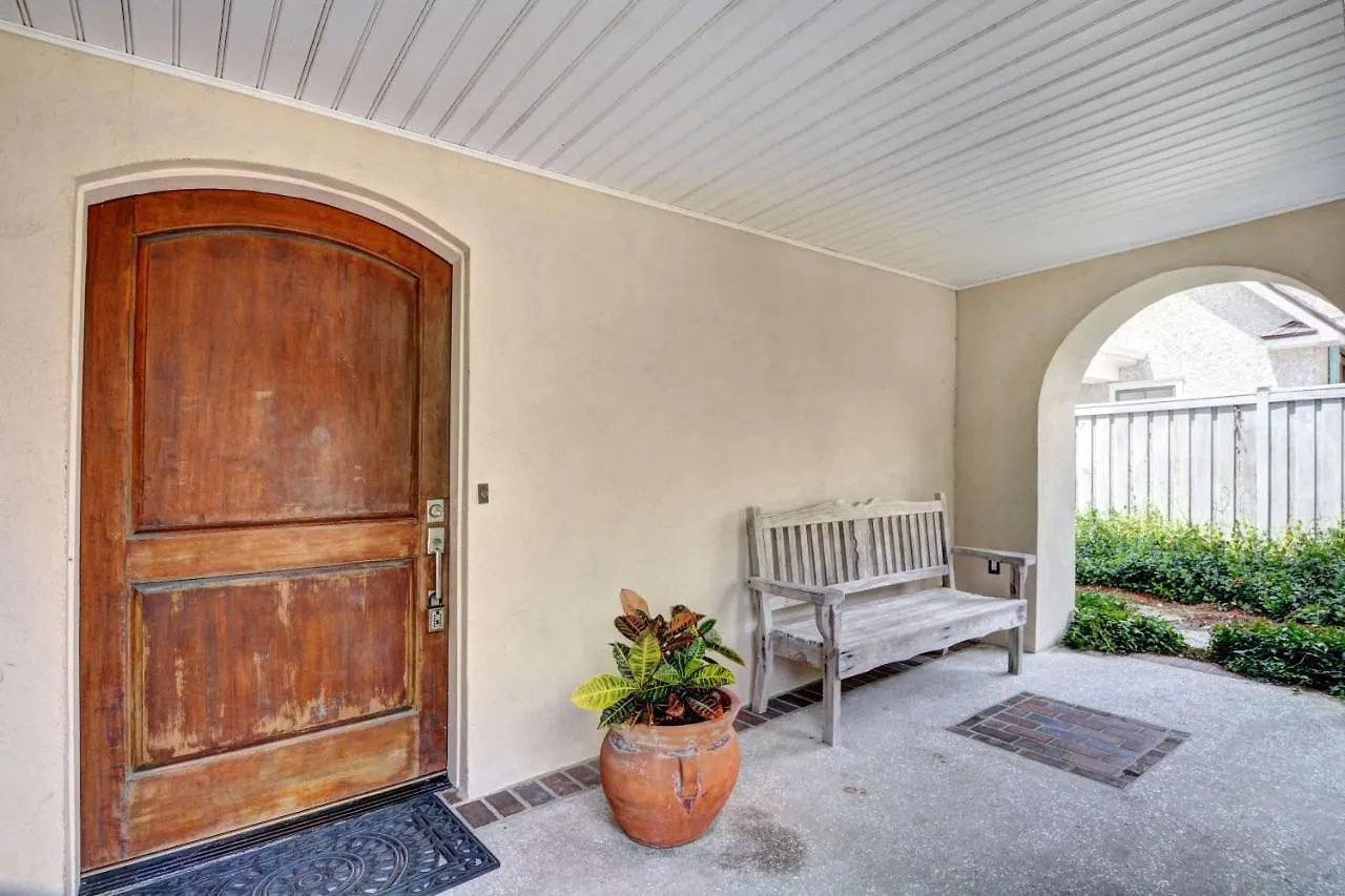 2225 Bruce Drive By Hodnett Cooper Holiday home *
