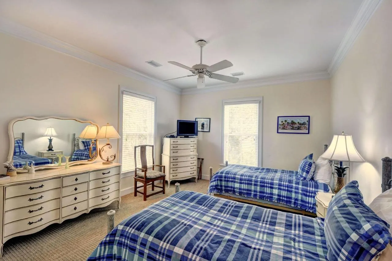 Holiday home 2225 Bruce Drive By Hodnett Cooper St. Simons Island