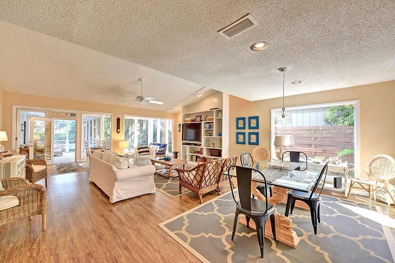2108 Bruce Drive By Hodnett Cooper Holiday home St. Simons Island