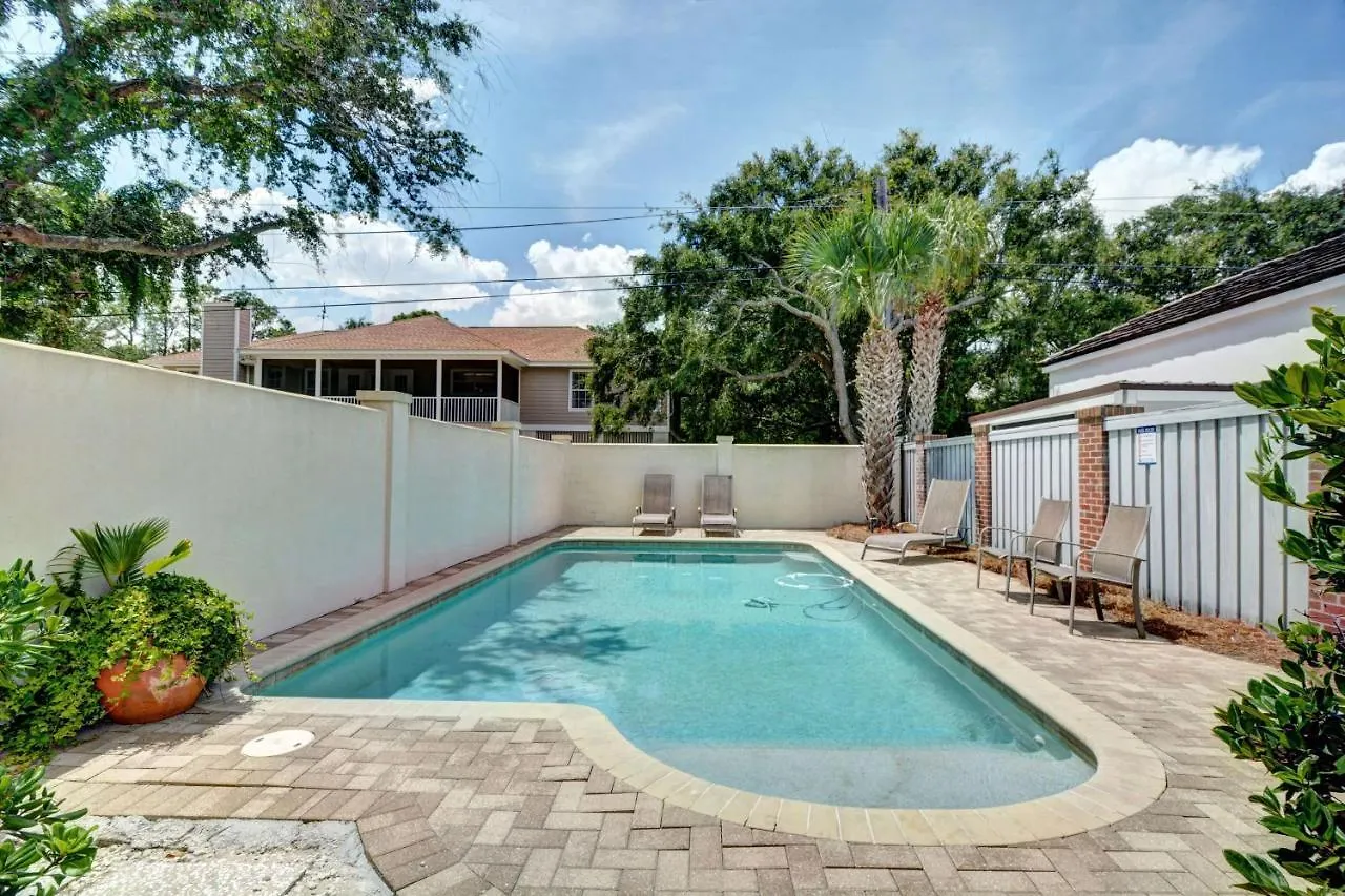 2225 Bruce Drive By Hodnett Cooper St. Simons Island
