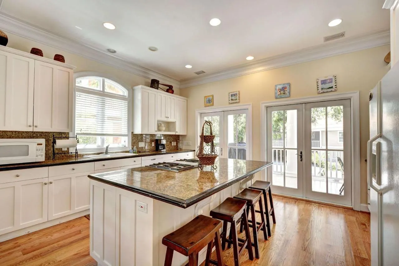 Holiday home 2225 Bruce Drive By Hodnett Cooper St. Simons Island