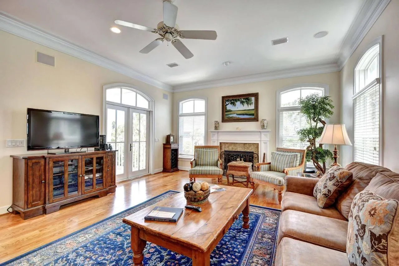 2225 Bruce Drive By Hodnett Cooper St. Simons Island