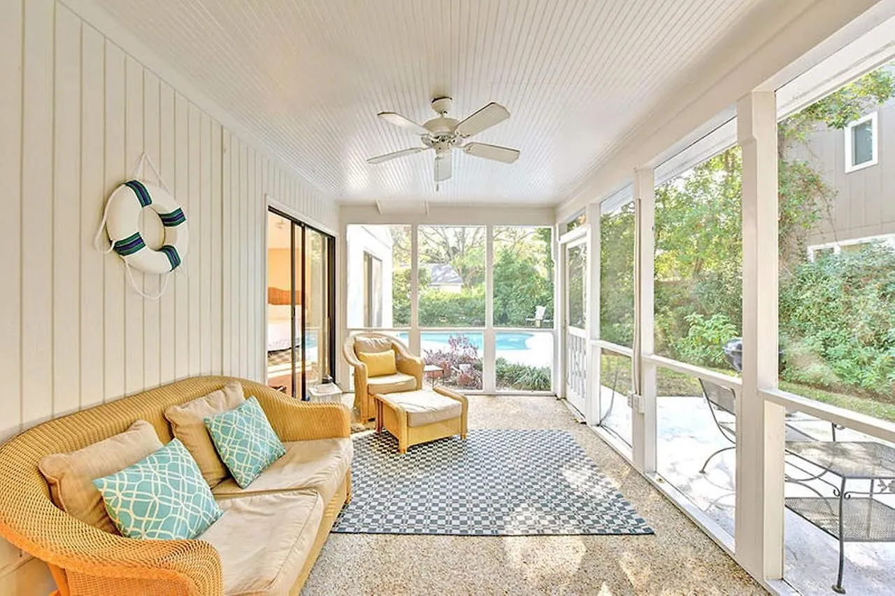 2108 Bruce Drive By Hodnett Cooper *