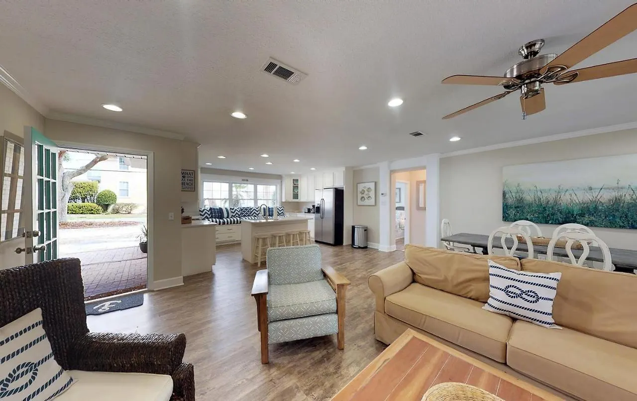 421 & 423 Arnold 416 Union By Hodnett Cooper Holiday home