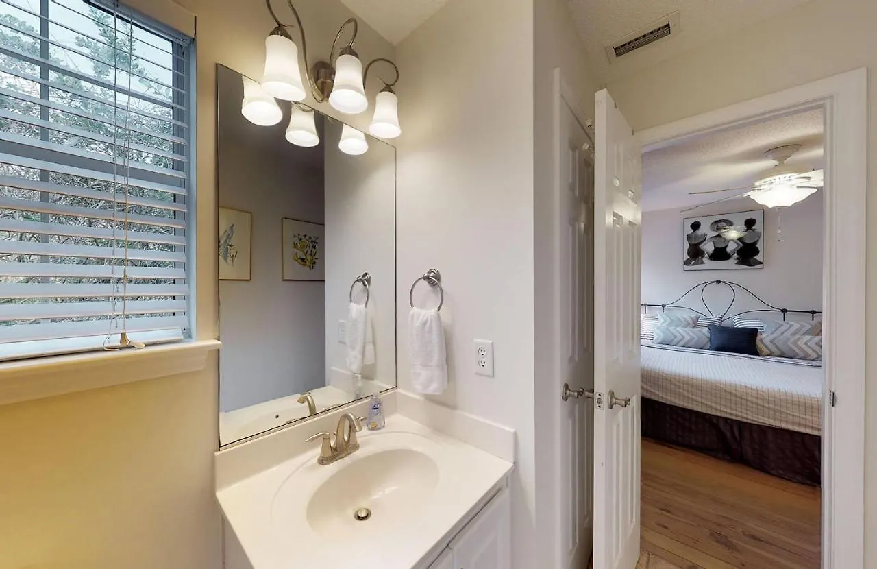 Holiday home 421 & 423 Arnold 416 Union By Hodnett Cooper