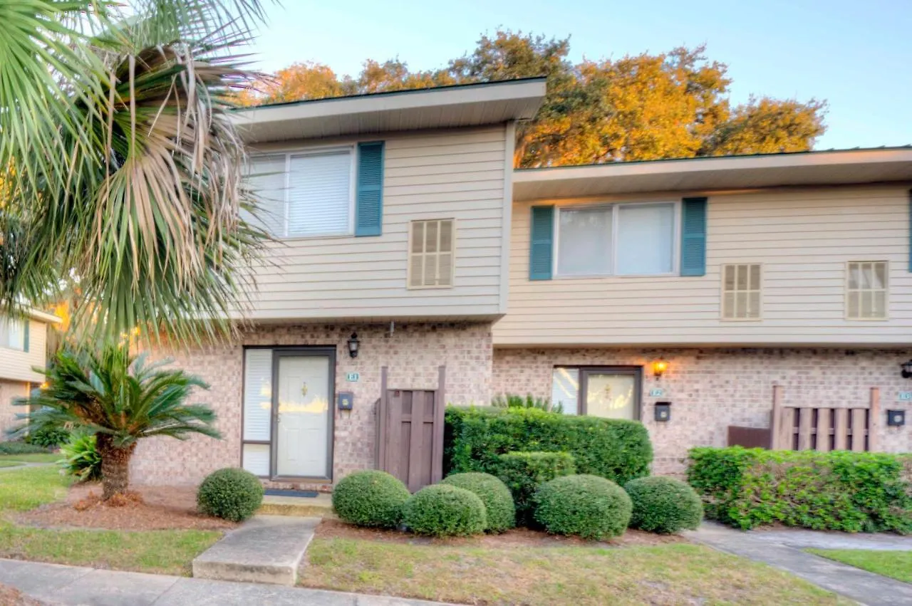 Island Townhouse #e1 By Hodnett Cooper Apartment *