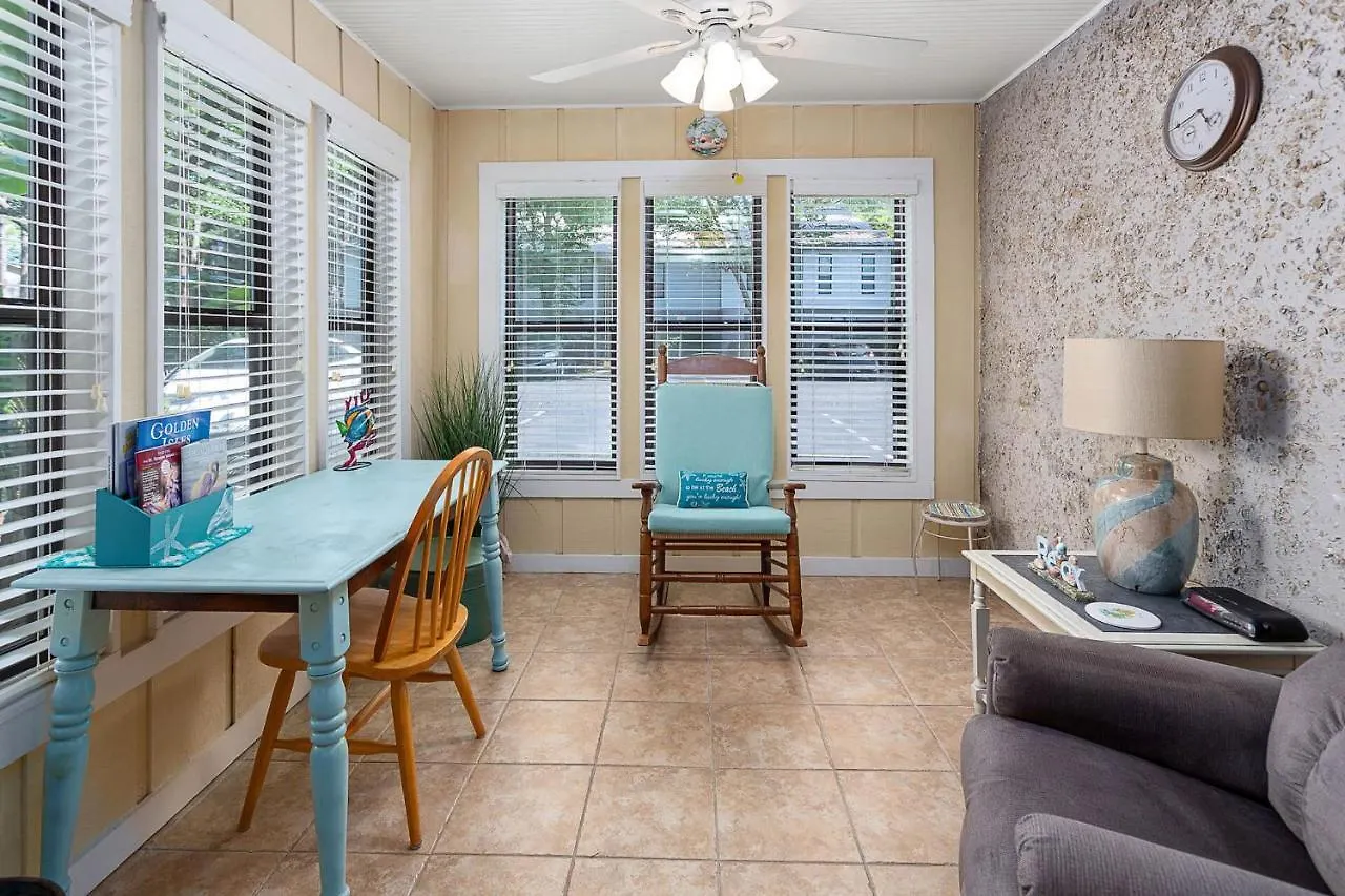 Island Retreat 2511-1 By Hodnett Cooper * St. Simons Island