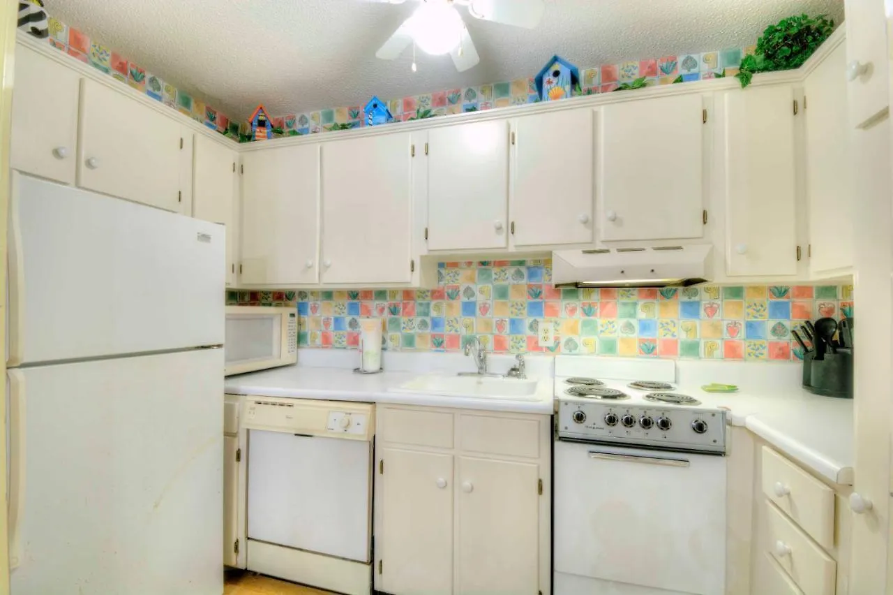 Island Townhouse #e1 By Hodnett Cooper Apartment