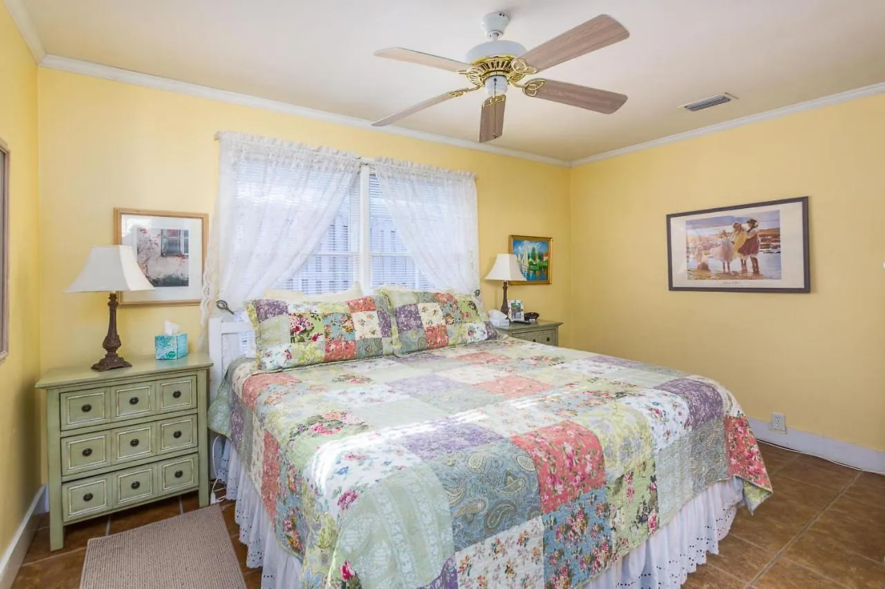 4311 6th Street By Hodnett Cooper Holiday home
