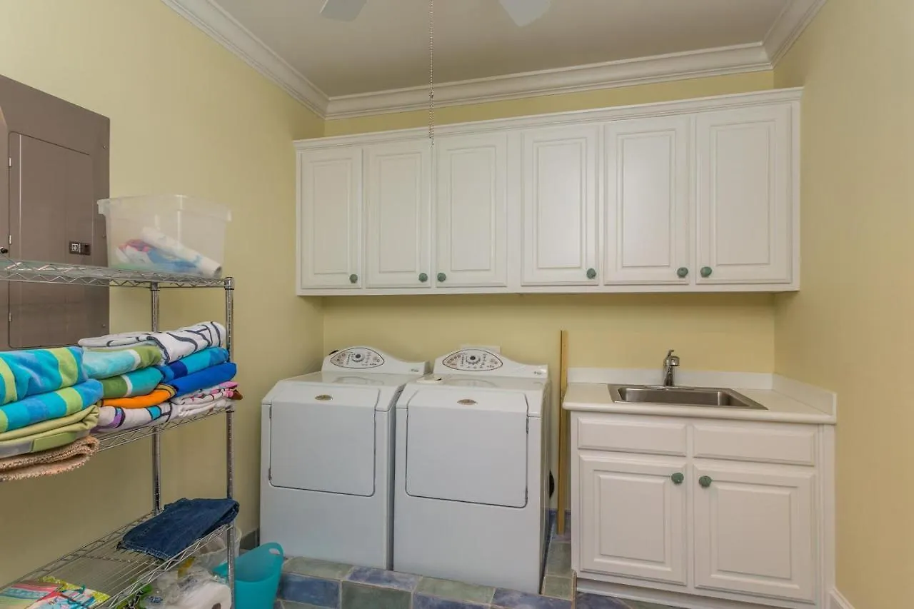 4205 9th Street By Hodnett Cooper * St. Simons Island