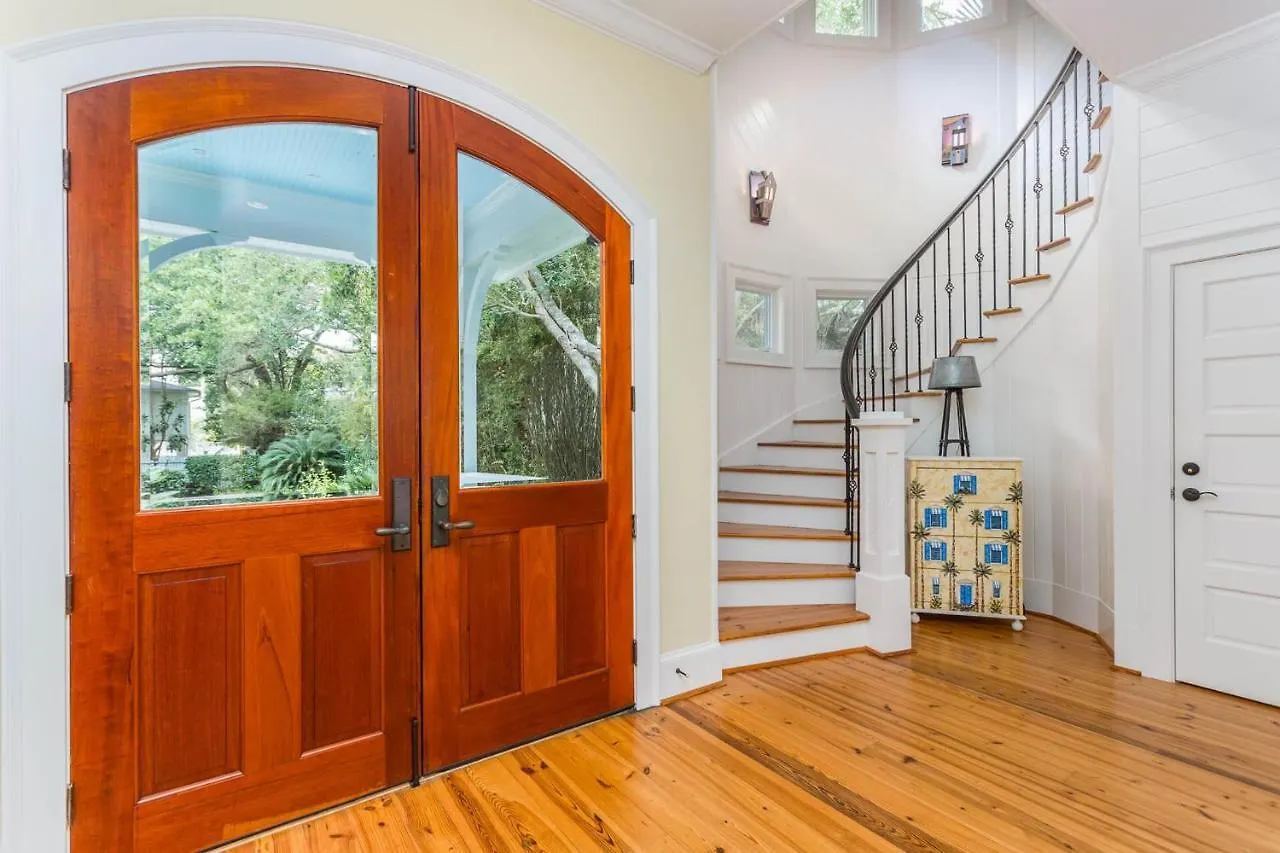 4205 9th Street By Hodnett Cooper Holiday home *
