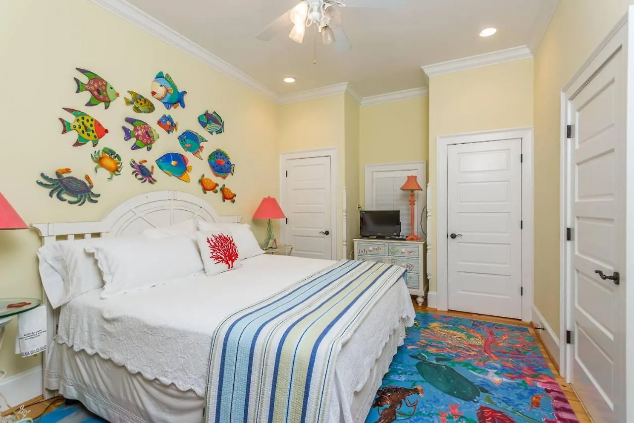 4205 9th Street By Hodnett Cooper *