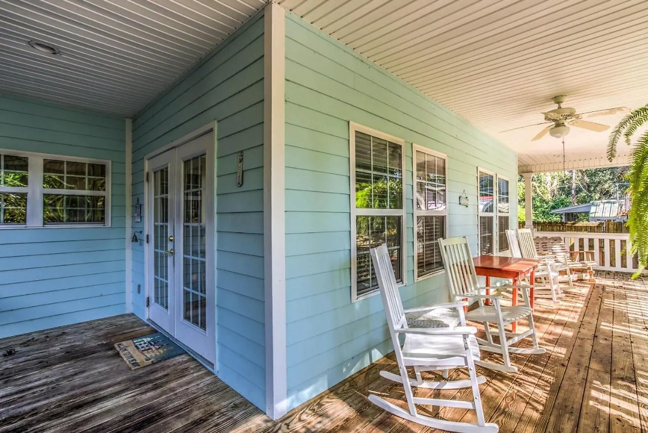 106 Jordan Lane By Hodnett Cooper * St. Simons Island