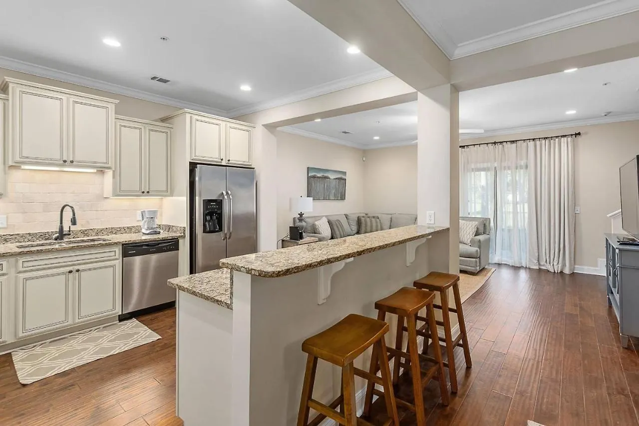 1203 Reserve Lane By Hodnett Cooper Apartment *